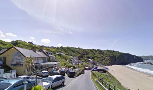 Tan-y-groes Apartment | Eluned Tresaith