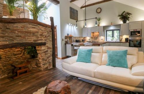 Liskeard House | Elvan Cottage