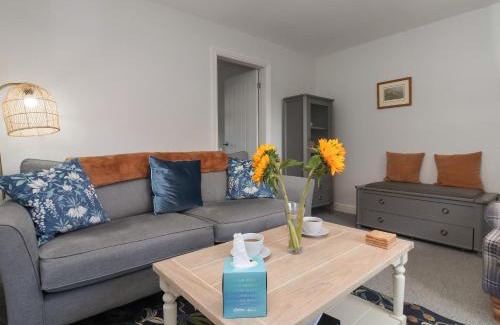 Beverley House | Elwell Cottage