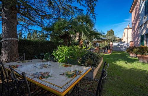 Terricciola Apartment | Ely Apartment In Villa, Wifi, Terricciola, Pisa