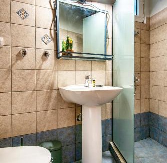 Agios Nikolaos Apartment | Elyzabeth Garden Apartment