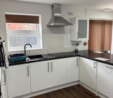Newark upon Trent House | EM HOME - Room 4