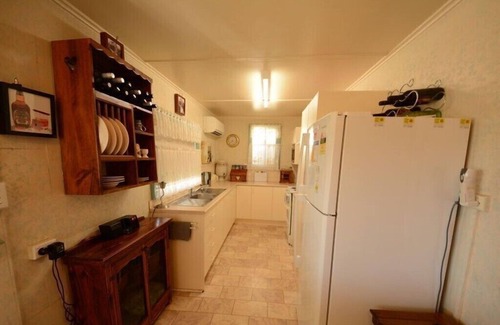 Broken Hill Cottage | Emaroo Argent Cottage