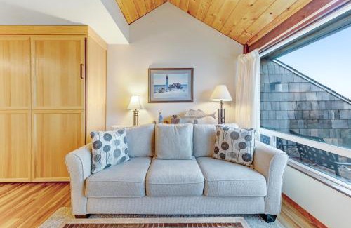 Historic Bayfront Apartment | Embarcadero on the Water #G146