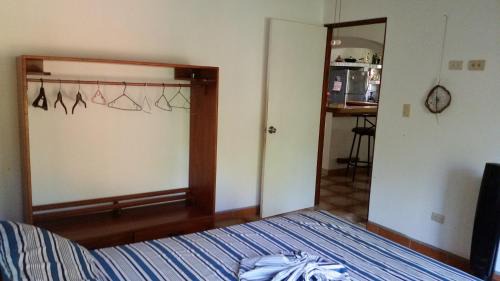 Puerto Jimenez Bed & Breakfast | Embassy House