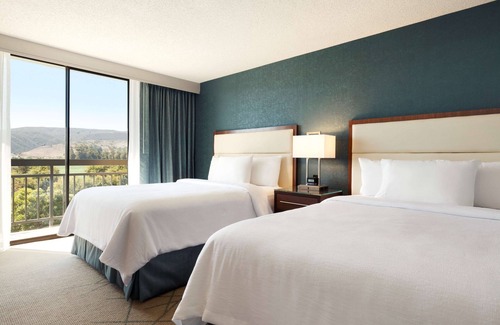 San Luis Obispo Hotel | Embassy Suites by Hilton San Luis Obispo