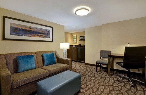 Fallsview Hotel | Embassy Suites by Hilton Niagara Falls Fallsview