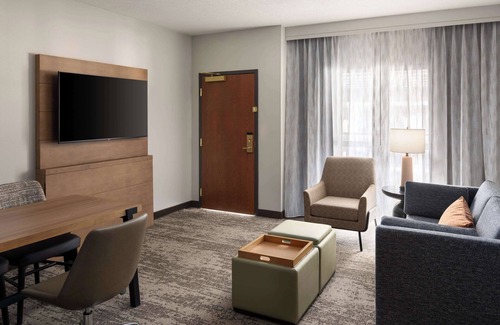 Hot Springs Hotel | Embassy Suites by Hilton at Hot Springs Convention Center