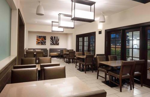 Palm Desert Resort | Embassy Suites by Hilton Palm Desert