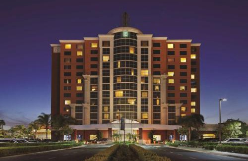 Anaheim Resort Hotel | Embassy Suites by Hilton Anaheim South