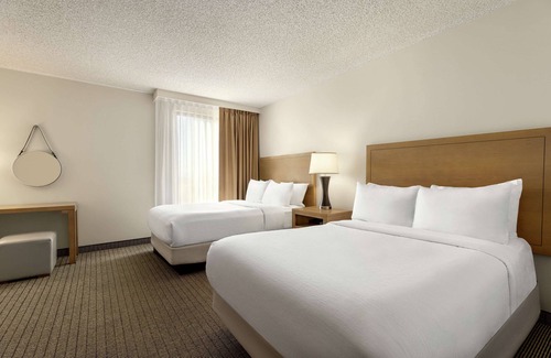 Dupont Hotel | Embassy Suites by Hilton Denver International Airport