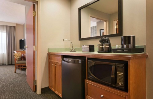 Franklin Hotel | Embassy Suites by Hilton Franklin Cool Springs