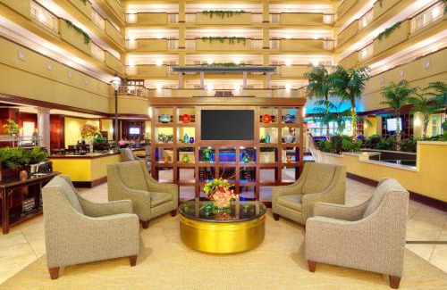 Bonanza Hotel | Embassy Suites by Hilton Laredo