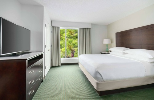 Florida Central Atlantic Coast Resort | Embassy Suites by Hilton Orlando Lake Buena Vista Resort