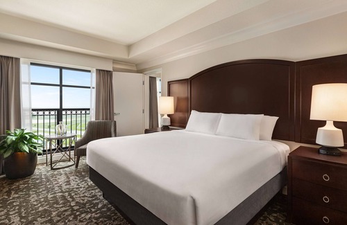 Kissimmee Hotel | Embassy Suites by Hilton Orlando Lake Buena Vista South