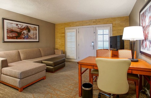 San Antonio Apartment | Embassy Suites by Hilton San Antonio NW I-10