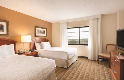 Greenville - Spartanburg Resort | Embassy Suites Greenville Golf Resort & Conference Center