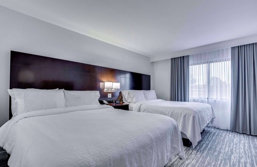 Lyndon Hotel | Embassy Suites Louisville East