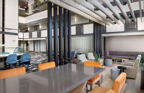 Winston - Salem Hotel | Embassy Suites Winston-Salem