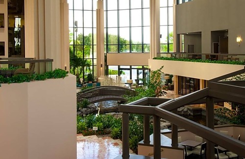 Palm Beach Gardens Hotel | Embassy Suites by Hilton Palm Beach Gardens PGA Boulevard