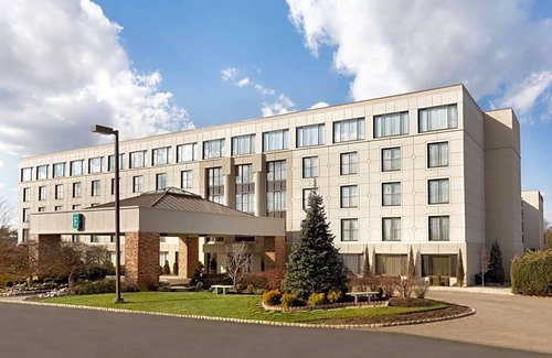 Piscataway Hotel | Embassy Suites Piscataway - Somerset