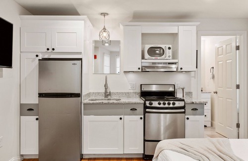 Newburyport Apartment | Ember Suite at The Hygge House