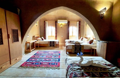 Luxor Hotel | Embrace Hotel