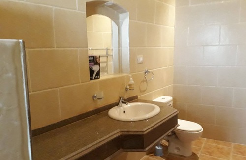 Luxor Hotel | Embrace Hotel