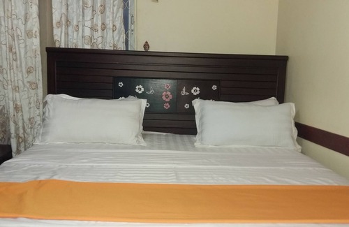 Kampala Hotel | Embrace Hotel