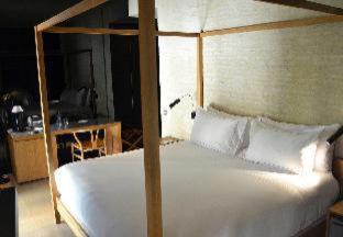Santa Cruz Hotel | EME Catedral Mercer Hotel