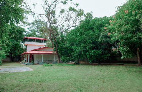 New Town House | Emeral Peak Guest House
