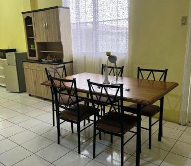 Georgetown Apartment | Emerald Aparments INC