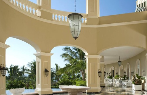 Cerritos Resort | Emerald Bay in Mazatlan's heart.