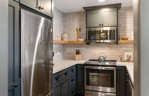 Tahoe Valley Cabin | Emerald Bay Village