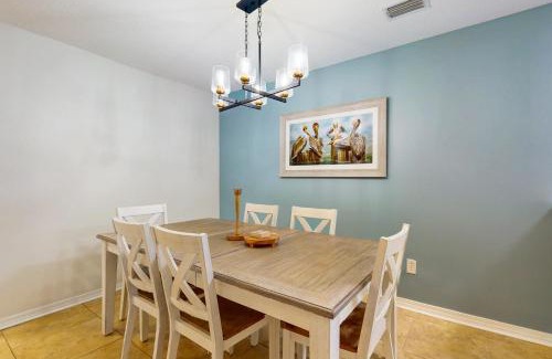 Gulf Breeze House | Emerald Coast Getaway
