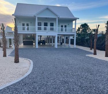 Port St. Joe Villa | Emerald Coast Retreat 2 4person golf carts large swim spa included