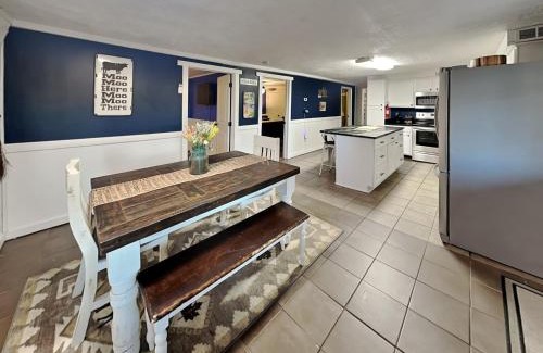 Dandridge House | Emerald Cove