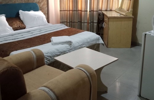 Port Harcourt Hotel | Emerald Hotel