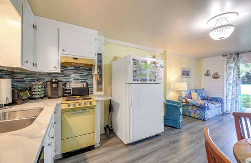 Emerald Isle Cottage | Emerald Isle Vacation Rental, Walk to Beach!