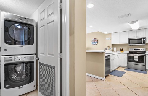 Orange Beach Condo | Emerald Key 602 - Top Floor - Gorgeous Gulf-Front Condo - Perfect for Families