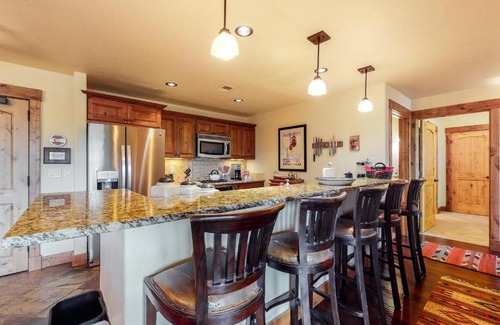 Steamboat Springs Apartment | Emerald Lodge 5202
