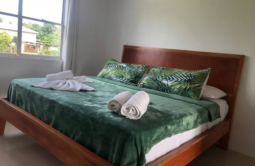 Corn Island Hotel | Emerald Luxe Suites