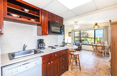 Deerfield Beach Apartment | Emerald Seas Deerfield Beach Club