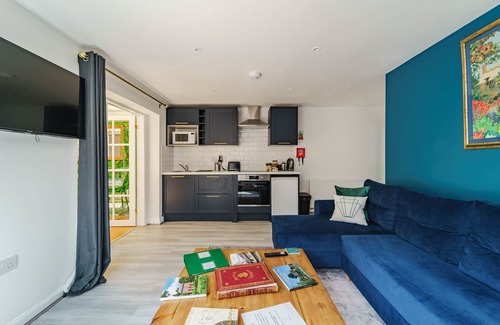 City Centre Apartment | Emerald Stays UK at The Adelphi