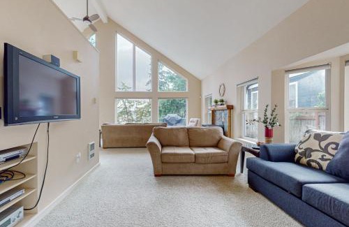 Coupeville House | Emerald View Outlook