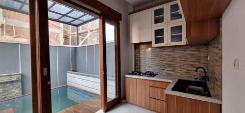 Kecamatan Labuapi Villa | Emerald Villa