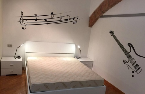 Savena Apartment | Emilia Levante Musica