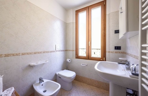 Old Town Apartment | Emilia Studios 5