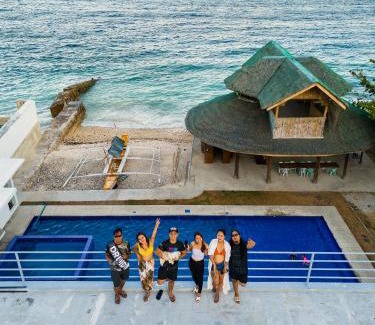 Oslob House | Emiliana Beach Resort