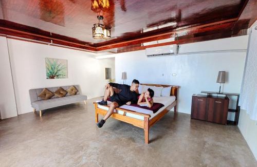 Oslob House | Emiliana Beach Resort